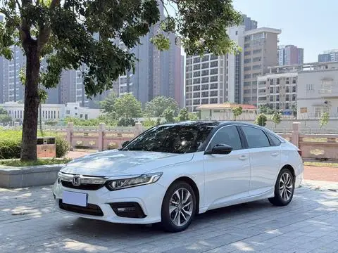 Honda 英仕派 2019 — фото 1