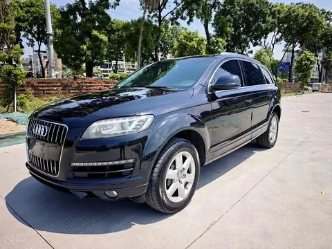 Audi Q7 2013 — фото 1