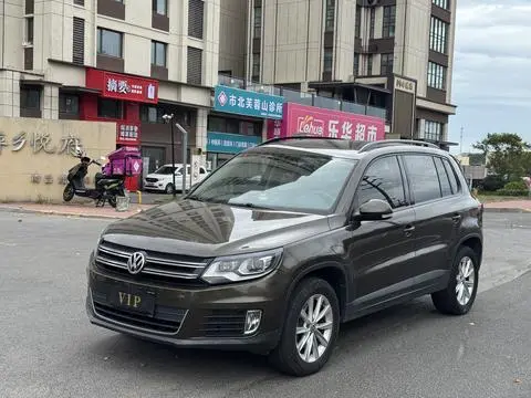 Volkswagen Tiguan 2017 — фото 1