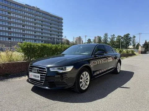 Audi A6L 2014 — фото 1
