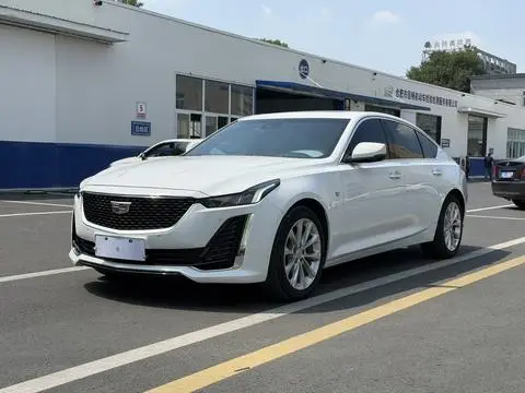 Cadillac CT5 2022 — фото 1
