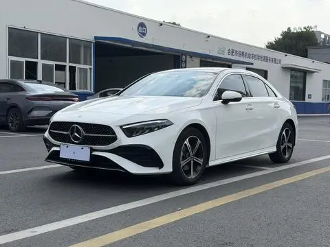 Mercedes-Benz A-Class 2023 — фото 1