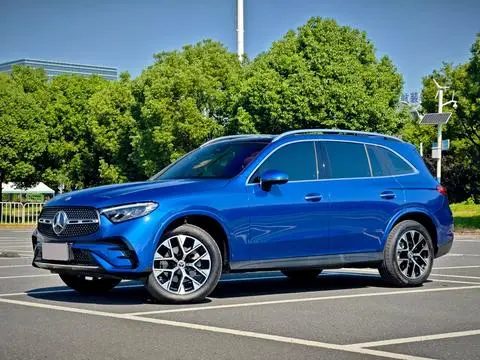 Mercedes-Benz GLC 2023