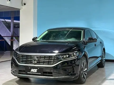Volkswagen Passat 2023