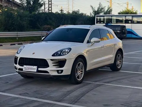 Porsche Macan 2017 — фото 1