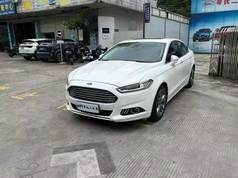 Ford 蒙迪欧 2013