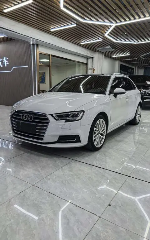 Audi A3 2020 — фото 1