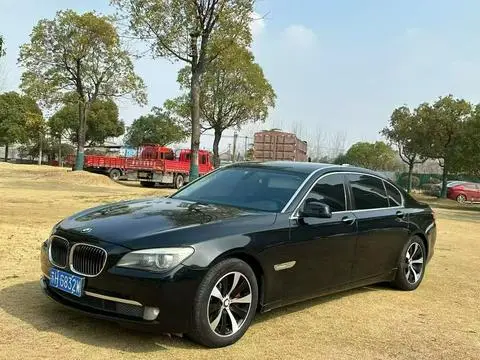 BMW 7 Series 2011