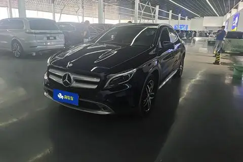 Mercedes-Benz GLA 2015