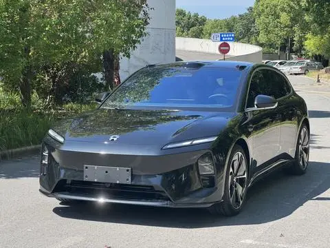 NIO ET5T 2025