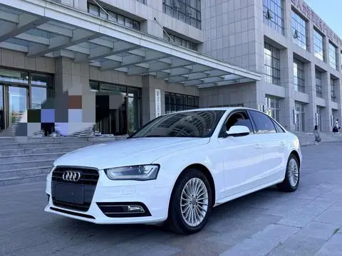 Audi A4L 2015 — фото 1