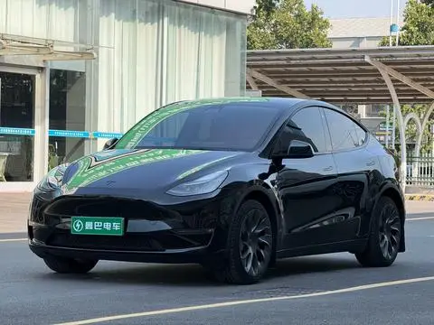 Tesla Model Y 2022 — фото 1