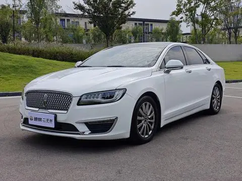 Lincoln MKZ 2018