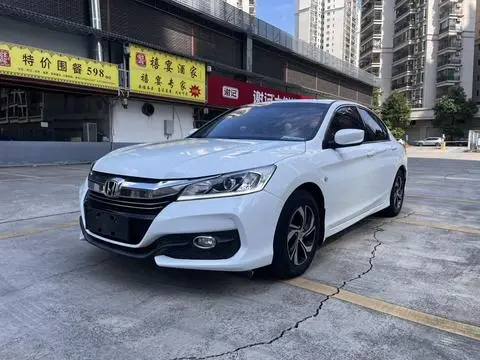 Honda Accord 2016 — фото 1