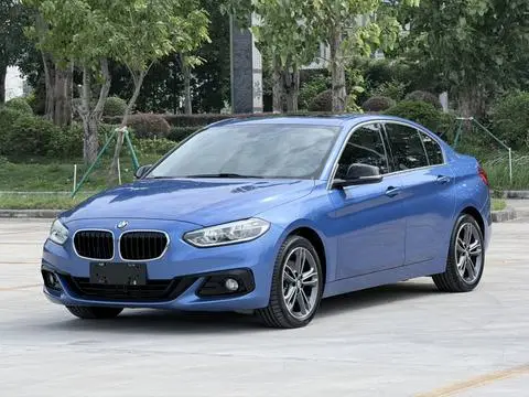 BMW 1 Series 2018 — фото 1