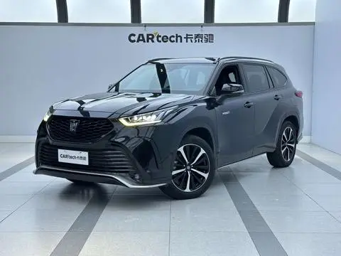 Toyota Crown Kluger 2022