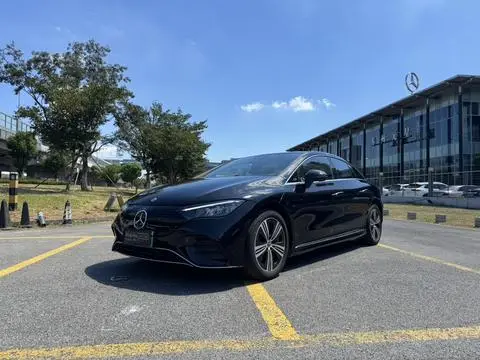 Mercedes-Benz EQE 2025