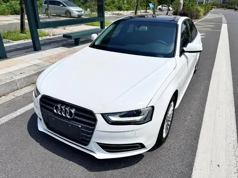 Audi A4L 2015