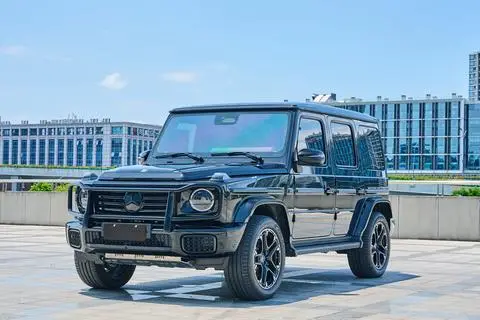 Mercedes-Benz G-Class 2025 — фото 1