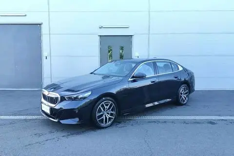 BMW i5 2025 — фото 1