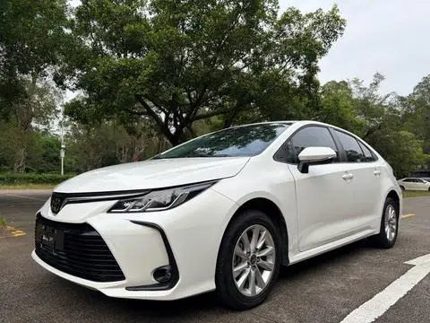 Toyota Corolla 2021 — фото 1
