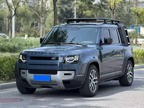 Land Rover 卫士 2021 — фото 1