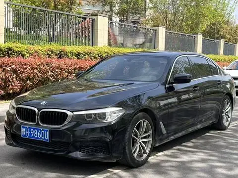 BMW 5 Series 2020 — фото 1