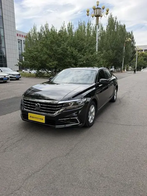 Volkswagen Passat 2021