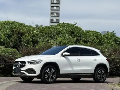 Mercedes-Benz GLA 2020