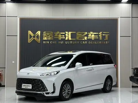 Buick GL8 2025