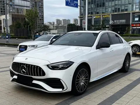 Mercedes-Benz C-Class 2023 — фото 1