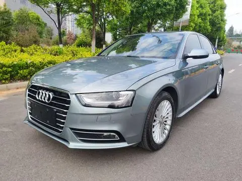 Audi A4L 2015 — фото 1