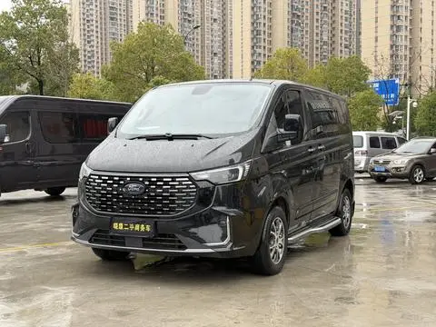 Ford 途睿欧 2023 — фото 1