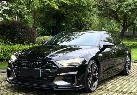 Audi A7L 2024