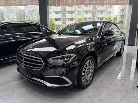 Mercedes-Benz E-Class 2022