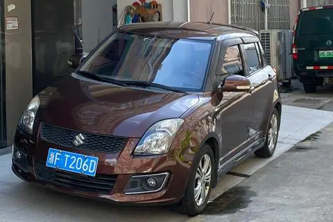 Suzuki 雨燕 2016