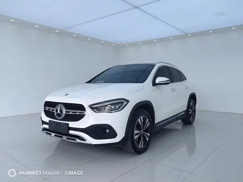 Mercedes-Benz GLA 2023