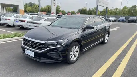 Volkswagen Passat 2024