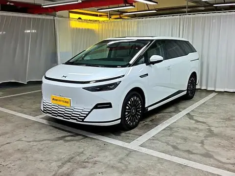 XPeng 小鹏X9 2025