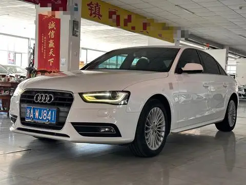 Audi A4L 2015 — фото 1