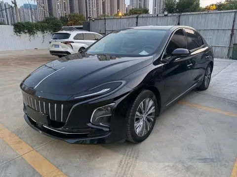 Hongqi E-QM5 2022