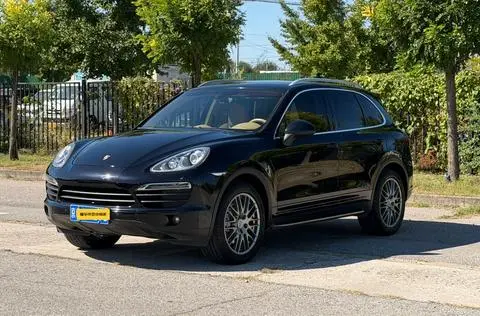 Porsche Cayenne 2011