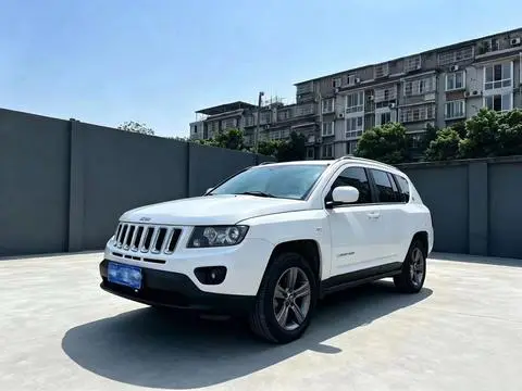 Jeep 指南者 2014
