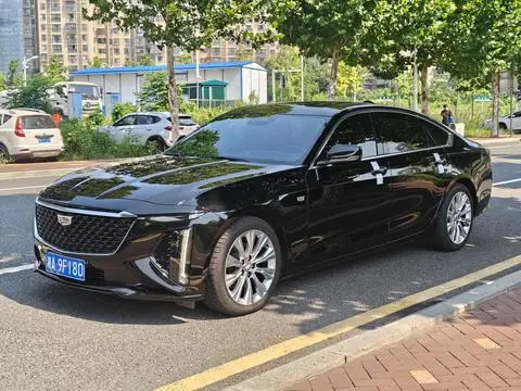 Cadillac CT6 2023 — фото 1