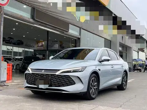 BYD 秦L DM 2025 — фото 1