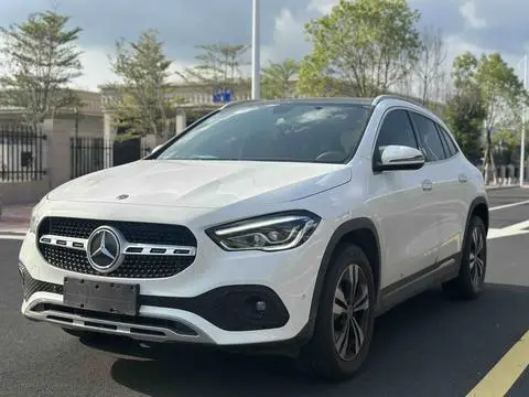 Mercedes-Benz GLA 2020
