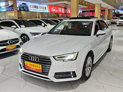 Audi A4L 2019 — фото 1