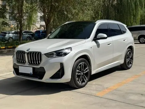BMW X1 2025 — фото 1