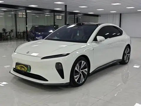 NIO ET5 2022