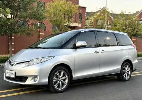 Toyota 普瑞维亚 2018 — фото 1